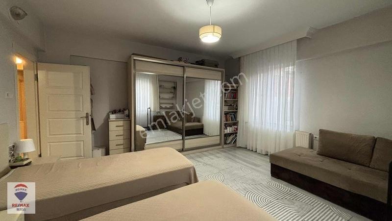 Adapazarı Yenigünde 147 M² 3+1 Ara Kat Daire + 60 M² Dükkân — fotoğraf 18
