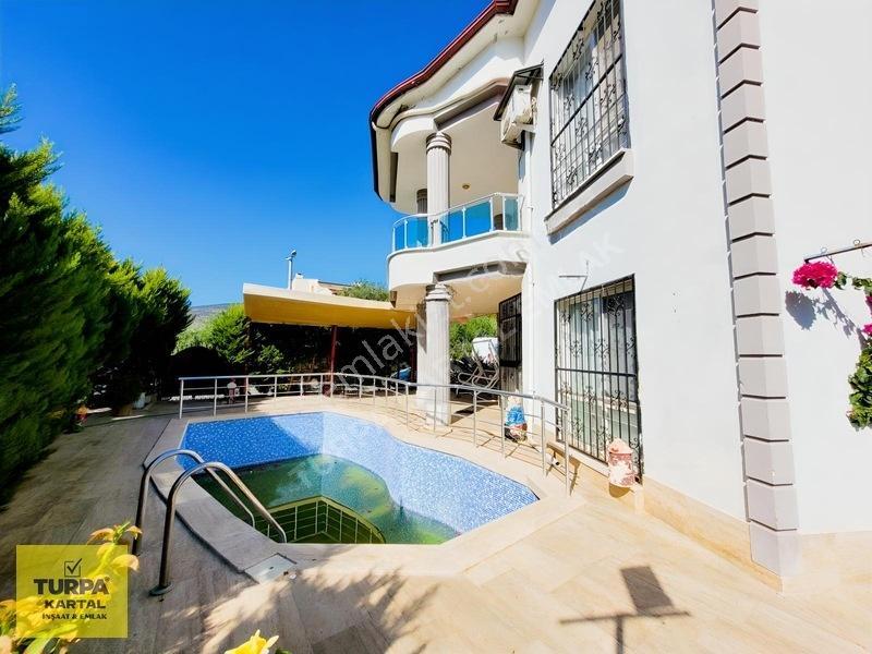 Akbükte Denize 50 Adım 5+1 Havuzlu Eşyalı Müstakil Villa — fotoğraf 4