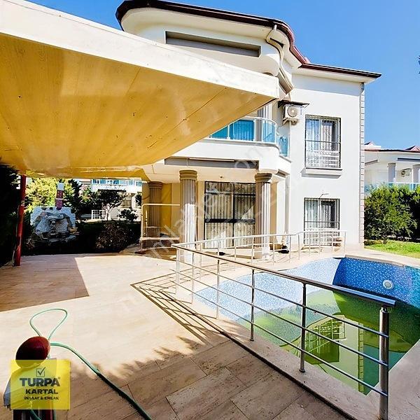 Akbükte Denize 50 Adım 5+1 Havuzlu Eşyalı Müstakil Villa — fotoğraf 5