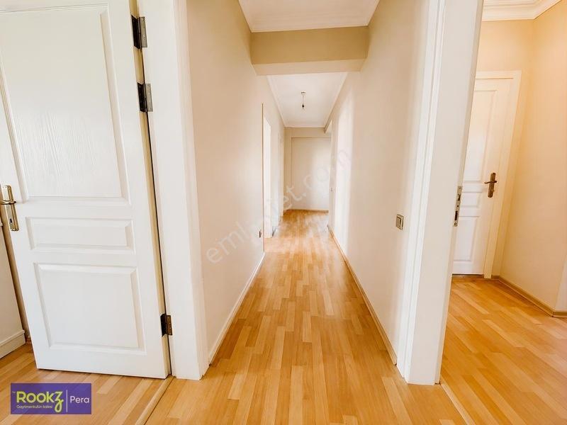 Adapazarı Reji Sok. 60 M2 Kapalı Garaj+ Kilerli 230m² 3+1 Daire — fotoğraf 21