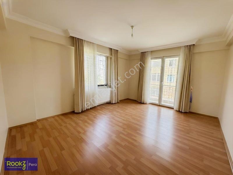Adapazarı Reji Sok. 60 M2 Kapalı Garaj+ Kilerli 230m² 3+1 Daire — fotoğraf 22