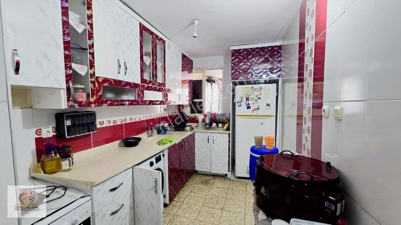 Şakirpaşa Onur Mh.salı Pazarı Civarı Köşe Başı 4 Katlı Müstakil — fotoğraf 7