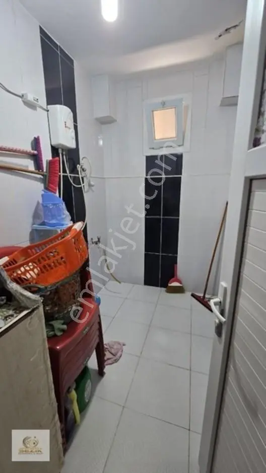 Şakirpaşa Onur Mh.salı Pazarı Civarı Köşe Başı 4 Katlı Müstakil — fotoğraf 18
