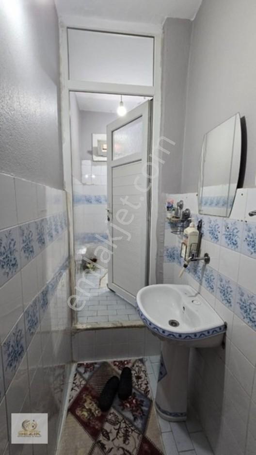 Şakirpaşa Onur Mh.salı Pazarı Civarı Köşe Başı 4 Katlı Müstakil — fotoğraf 28