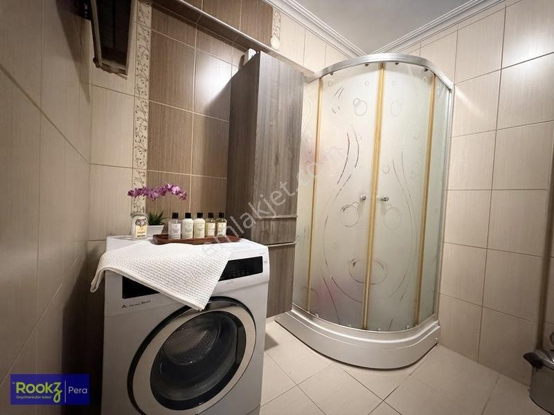 Adapazarı Reji Sok. 60 M2 Kapalı Garaj+ Kilerli 210m² 3+1 Daire — fotoğraf 13