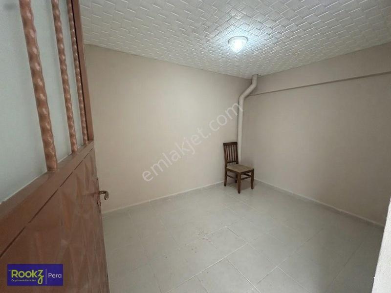 Adapazarı Reji Sok. 60 M2 Kapalı Garaj+ Kilerli 210m² 3+1 Daire — fotoğraf 22