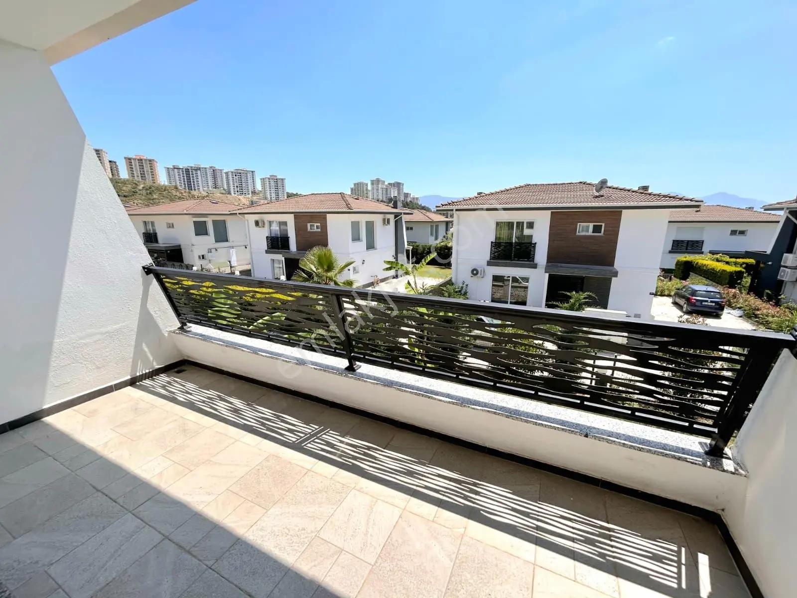 Kuşadası Avm Bölgesinde Satılık 4+1 Müstakil Doğalgazlı Villalar — fotoğraf 2