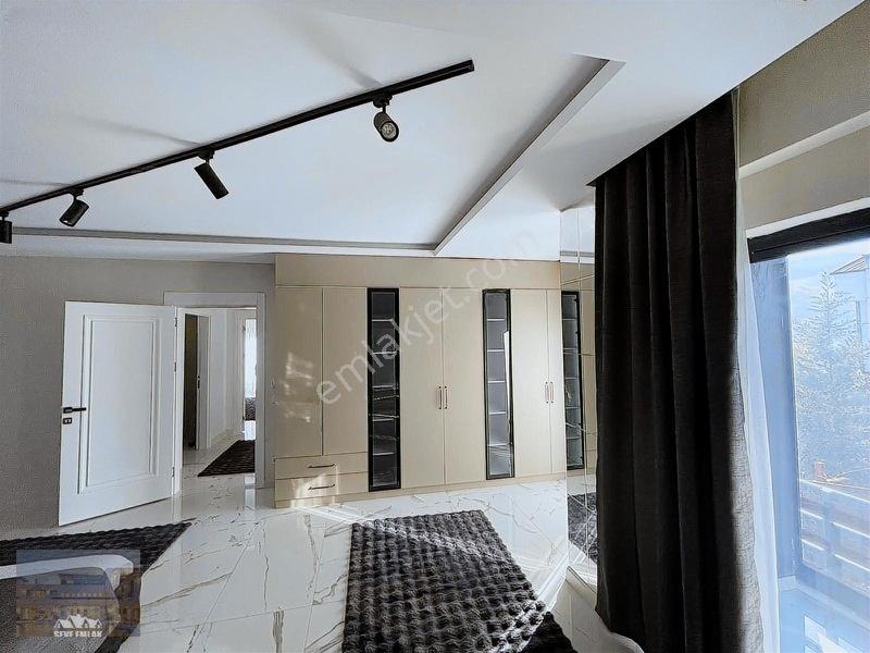 Yaylacık Mah.'de Satılık 4+2 Eşyalı Tripleks Villa — fotoğraf 21