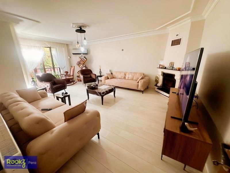 Serdivan'da 4+1 Bahçeli,şömineli Ve Geniş Villa — fotoğraf 5