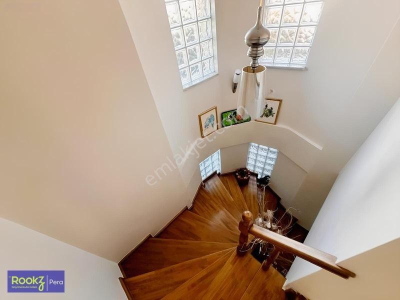 Serdivan'da 4+1 Bahçeli,şömineli Ve Geniş Villa — fotoğraf 11