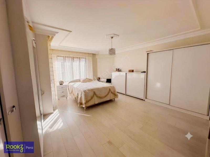 Serdivan'da 4+1 Bahçeli,şömineli Ve Geniş Villa — fotoğraf 15