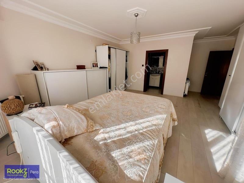 Serdivan'da 4+1 Bahçeli,şömineli Ve Geniş Villa — fotoğraf 16
