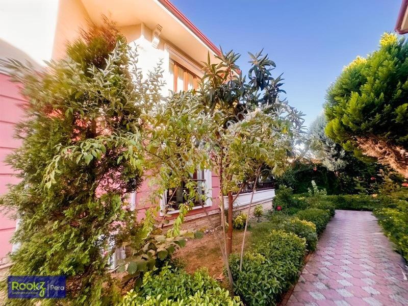 Serdivan'da 4+1 Bahçeli,şömineli Ve Geniş Villa — fotoğraf 21