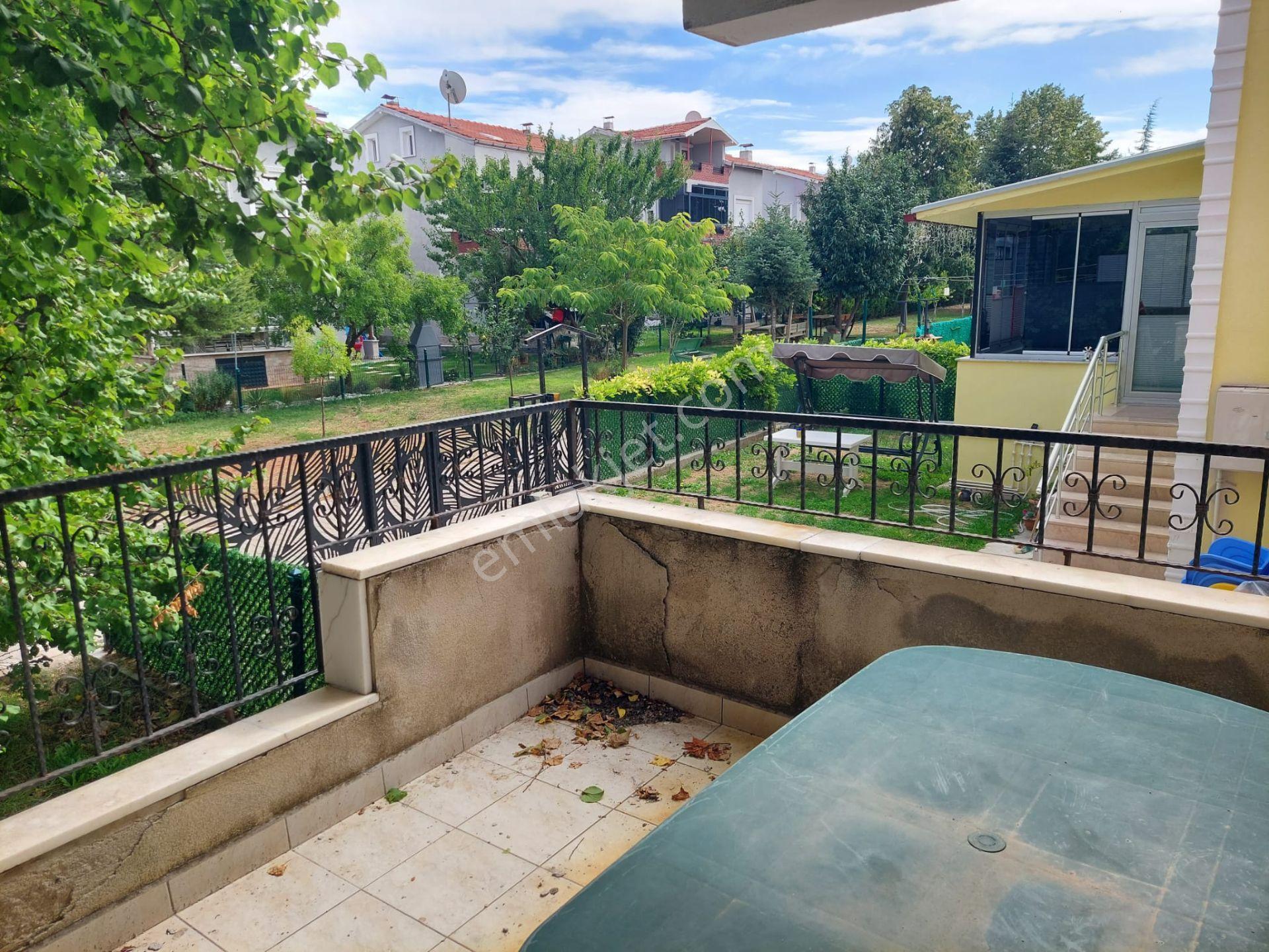Karakuyu Mahallesi'nde Satılık 300 M²arsa İçinde 5+1 Geniş Villa — fotoğraf 7