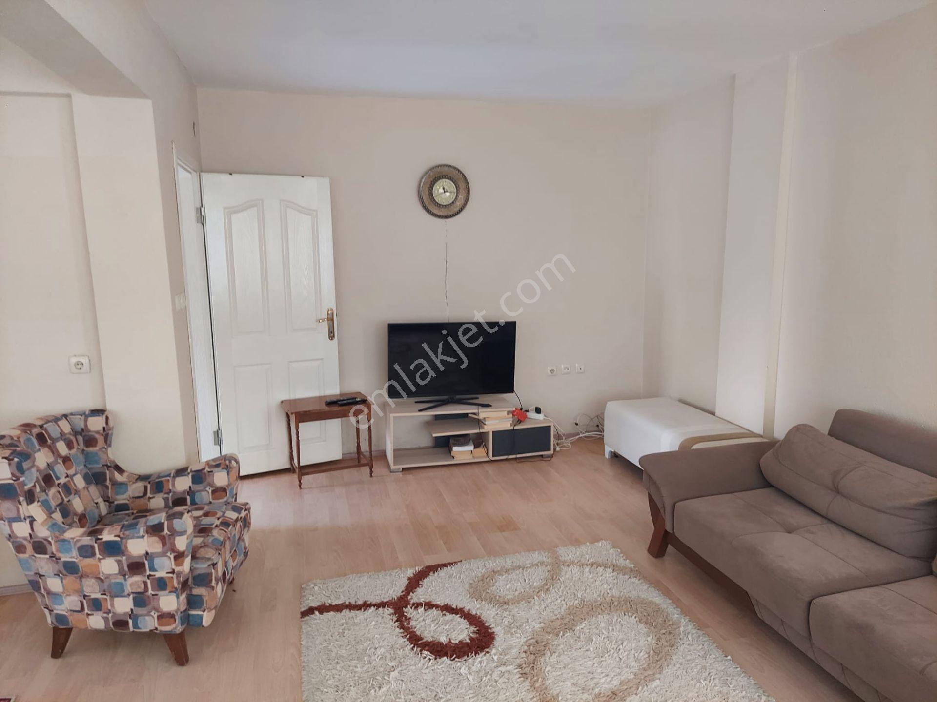 Karakuyu Mahallesi'nde Satılık 300 M²arsa İçinde 5+1 Geniş Villa — fotoğraf 12