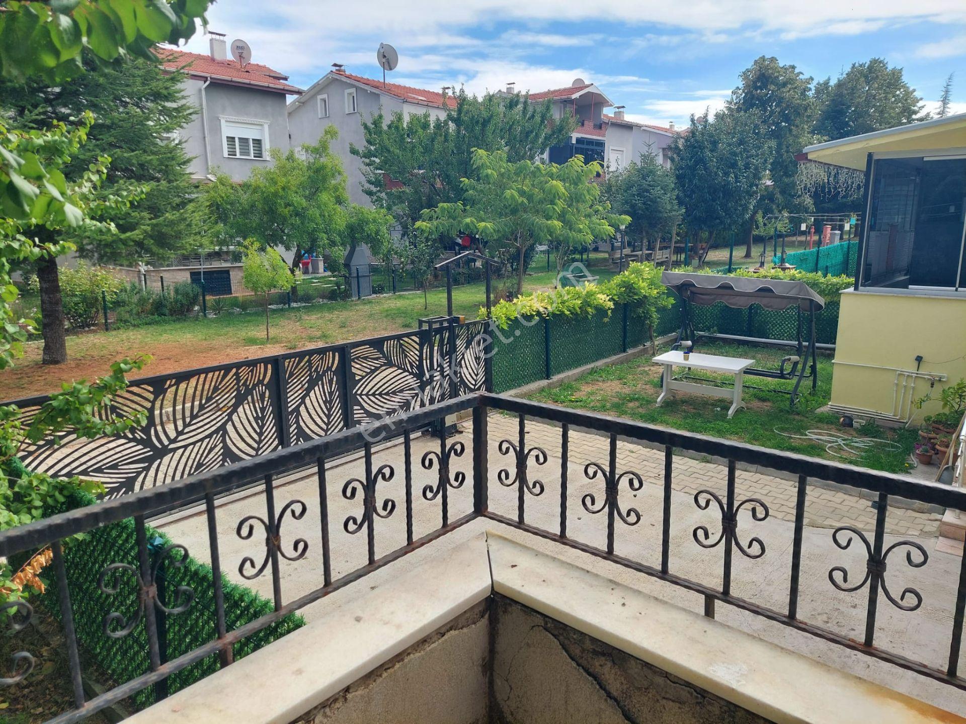 Karakuyu Mahallesi'nde Satılık 300 M²arsa İçinde 5+1 Geniş Villa — fotoğraf 32