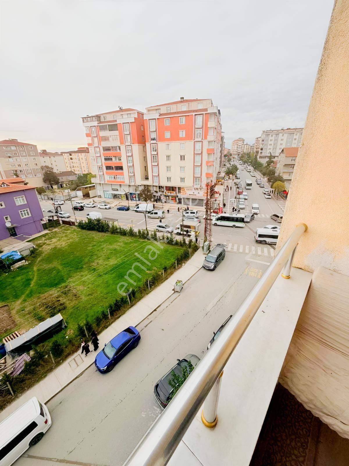 Ze/max'tan Hürriyet Cad.iskanlı Arakat Öncephe Satılık 3+1 Daire — fotoğraf 7