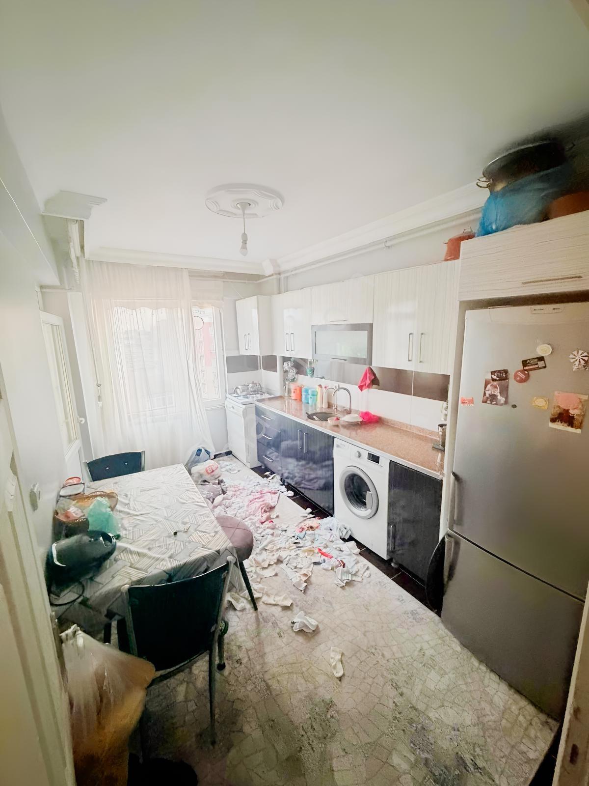 Ze/max'tan Hürriyet Cad.iskanlı Arakat Öncephe Satılık 3+1 Daire — fotoğraf 14