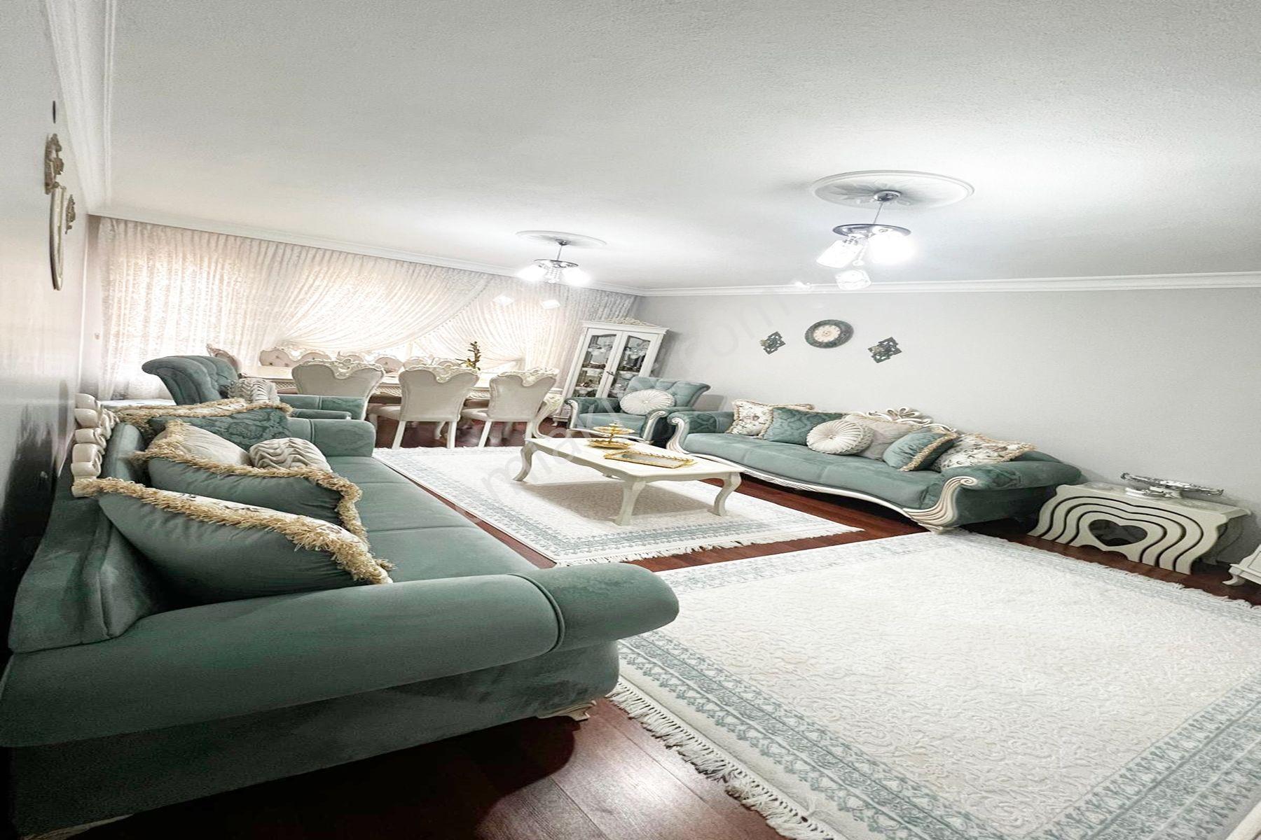 Ufuktepe'de Katta Masrafsız 130 M2 3+1 Daire ! — fotoğraf 2