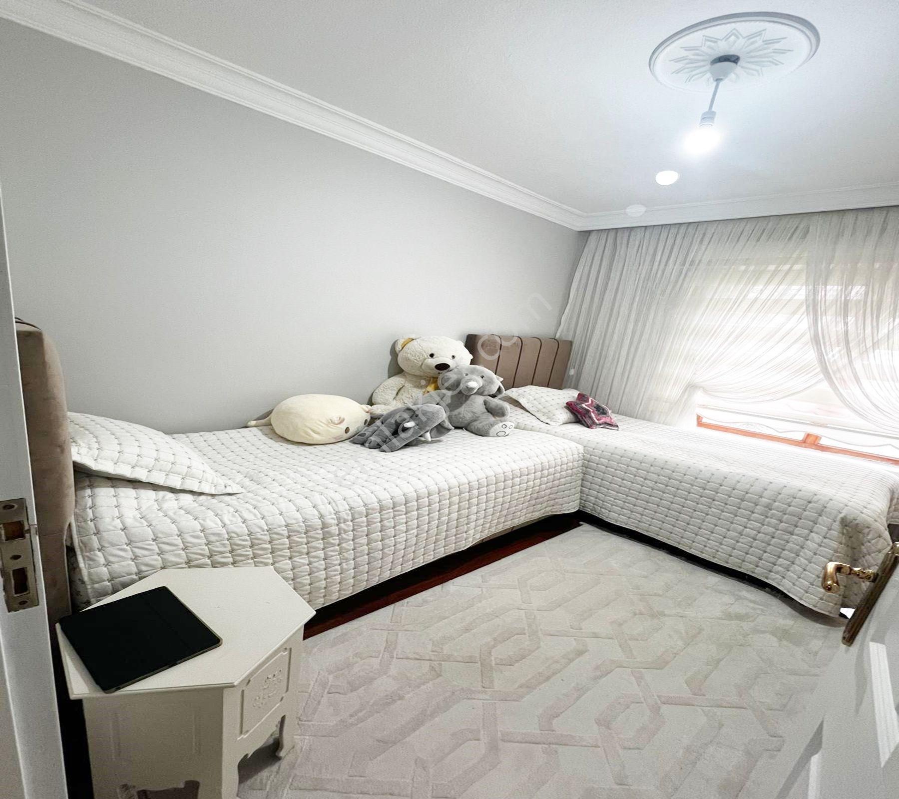 Ufuktepe'de Katta Masrafsız 130 M2 3+1 Daire ! — fotoğraf 15