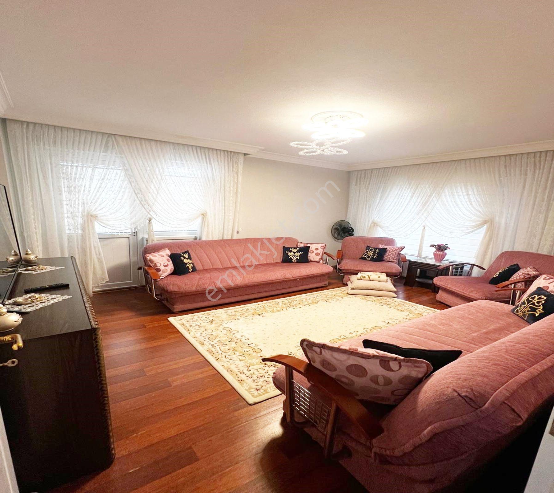 Ufuktepe'de Katta Masrafsız 130 M2 3+1 Daire ! — fotoğraf 20