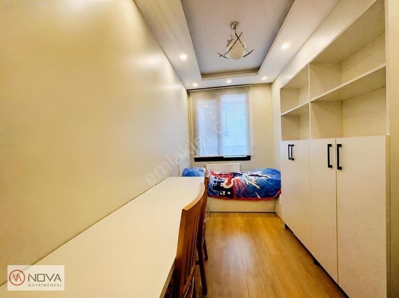 Küçükyalı Atatürk Caddesi Yakını, Otoparklı 142 M² Lüks Dubleks — fotoğraf 8