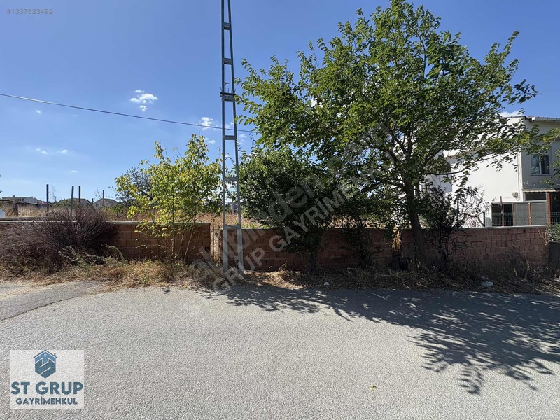 Silivri Cumhuriyet Mh 226M2 Villa İmarlı Arsa ( St Grup )