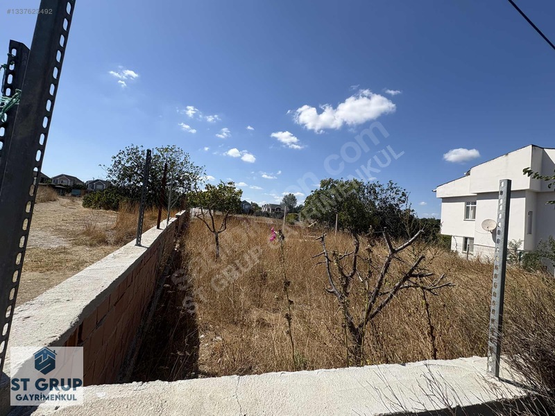 Silivri Cumhuriyet Mh 226m2 Villa İmarlı Arsa ( St Grup ) — fotoğraf 4
