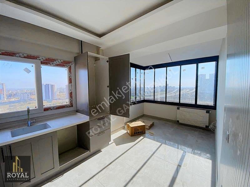 Royal'den Tarsus Atatürk Mah Site İçerisinde Havuzlu 150 M2 4+1 — fotoğraf 14