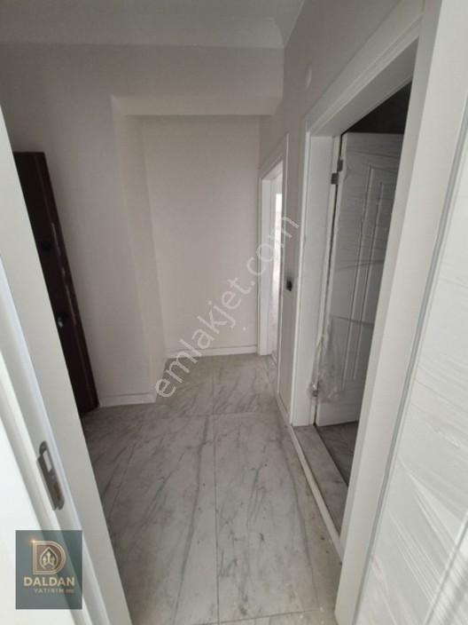 Daldan Emlaktan Gömeçte Satılık 67 M2 1+1 Daire — fotoğraf 3