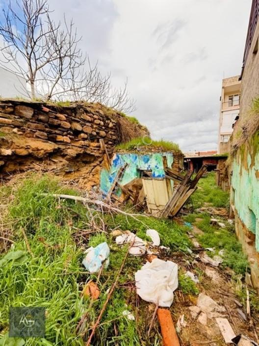 Sakarya Mah. Şehir İçi Satılık Uygun Fiyat Sit Alanı 146 M2 Arsa — fotoğraf 2