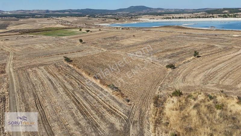 Mecidiye Köyünde Barajın Hemen Yanında Satılık 3.264 M2 Tarla — fotoğraf 9