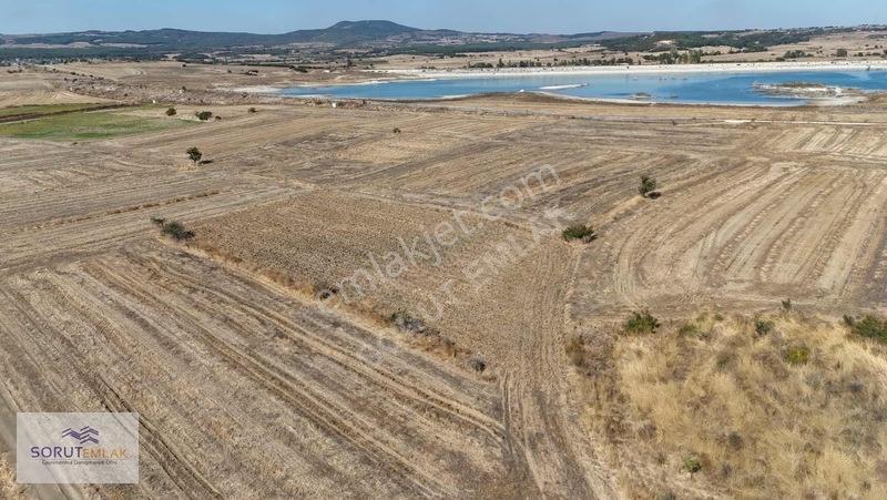 Mecidiye Köyünde Barajın Hemen Yanında Satılık 3.264 M2 Tarla — fotoğraf 12