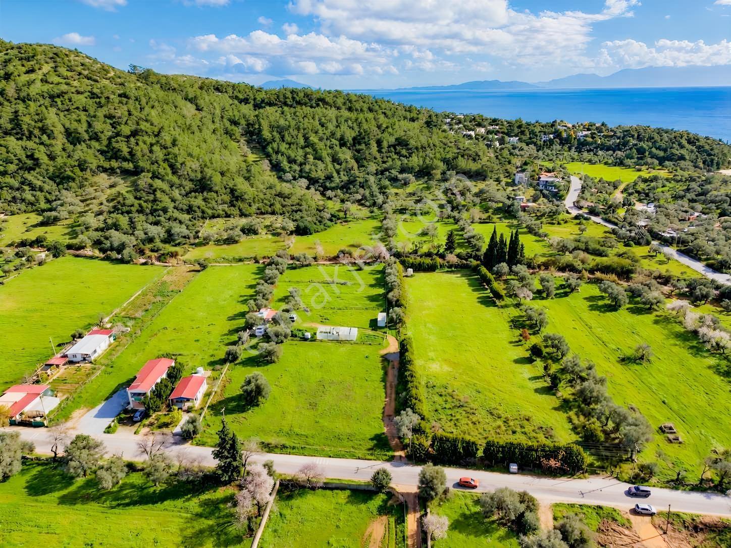 Yalıçiftlikte Denize 400 M | 1.670 M² , %40 Emsalli Arsa — fotoğraf 13