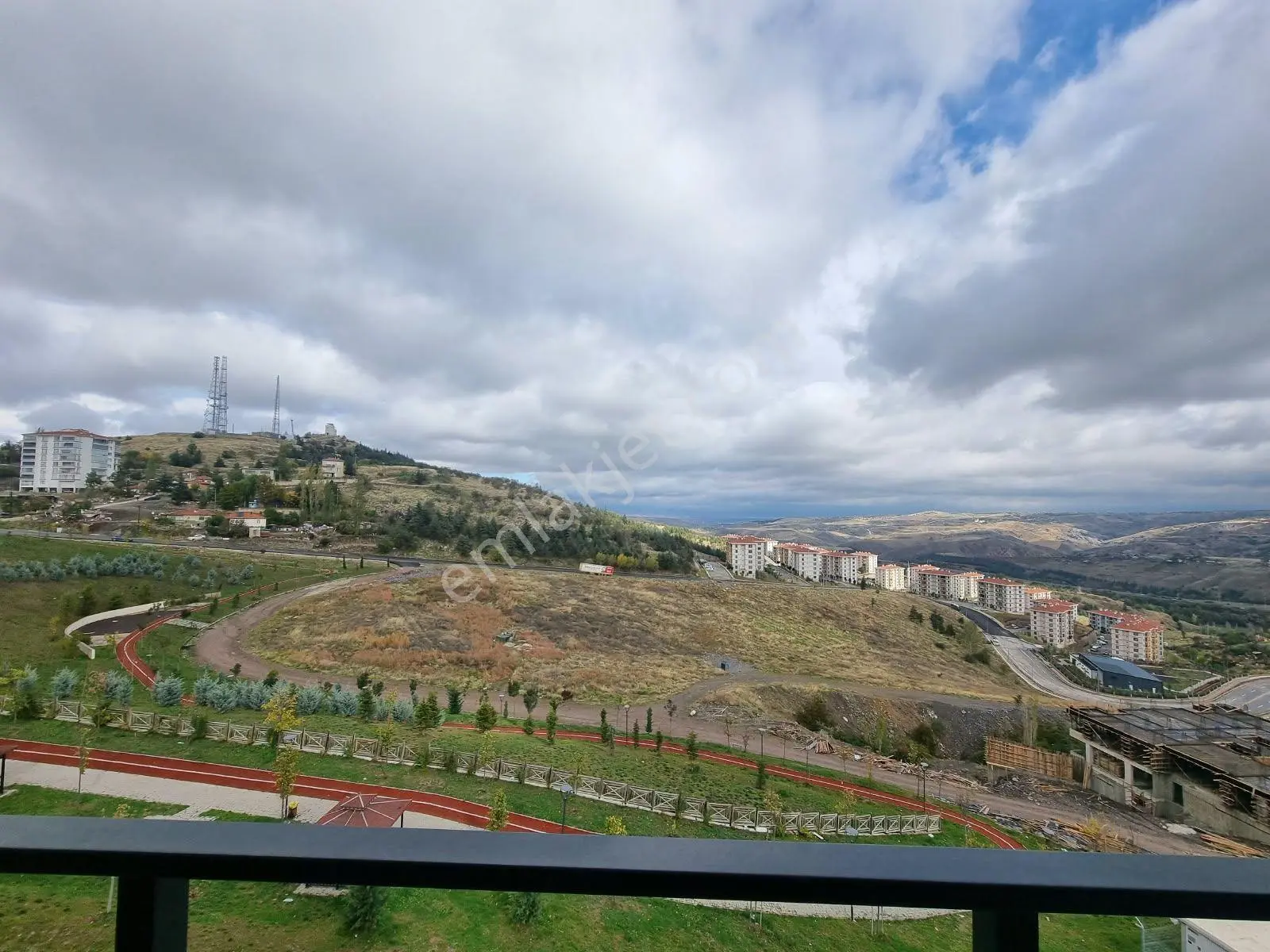 Gülemlak'tan Ferudunçelik Mevkii 6.kat Güney Batı Cephe Ful Yapılı Daire — fotoğraf 4