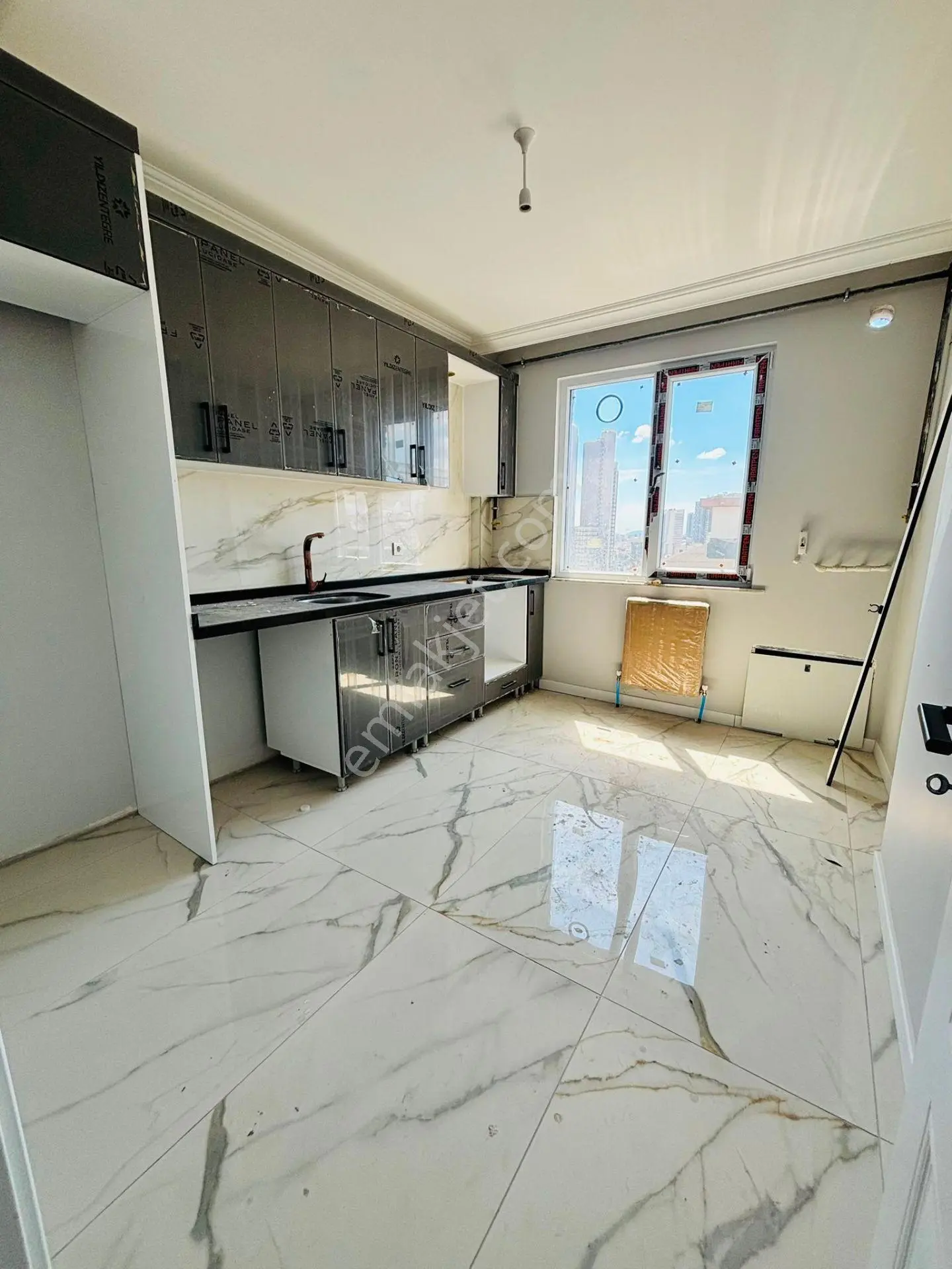 Mertcan'dan Adnan Kahveci Metroya Yürüme 4+2 Sıfır Dubleks Daire — fotoğraf 18