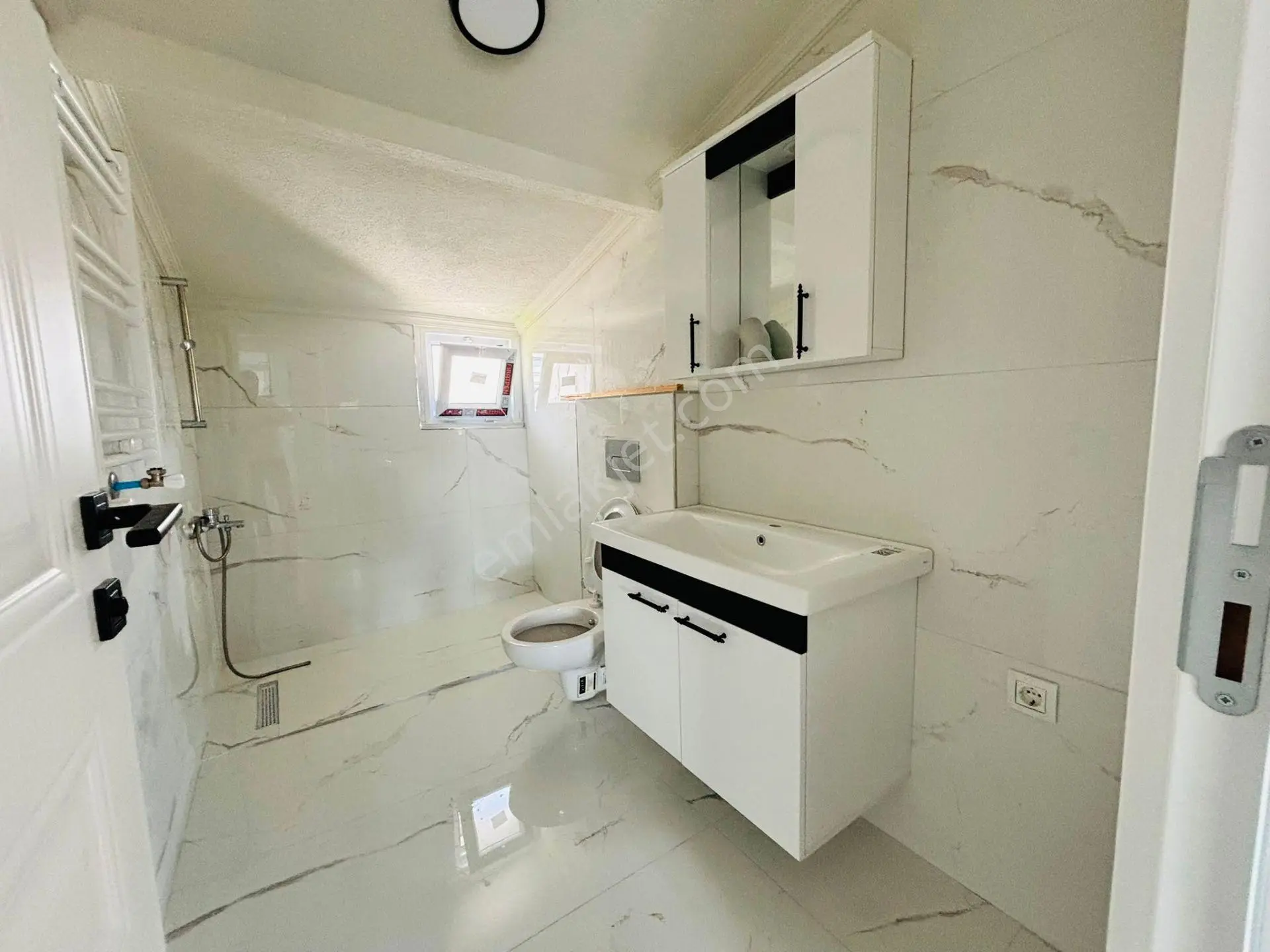 Mertcan'dan Adnan Kahveci Metroya Yürüme 4+2 Sıfır Dubleks Daire — fotoğraf 22