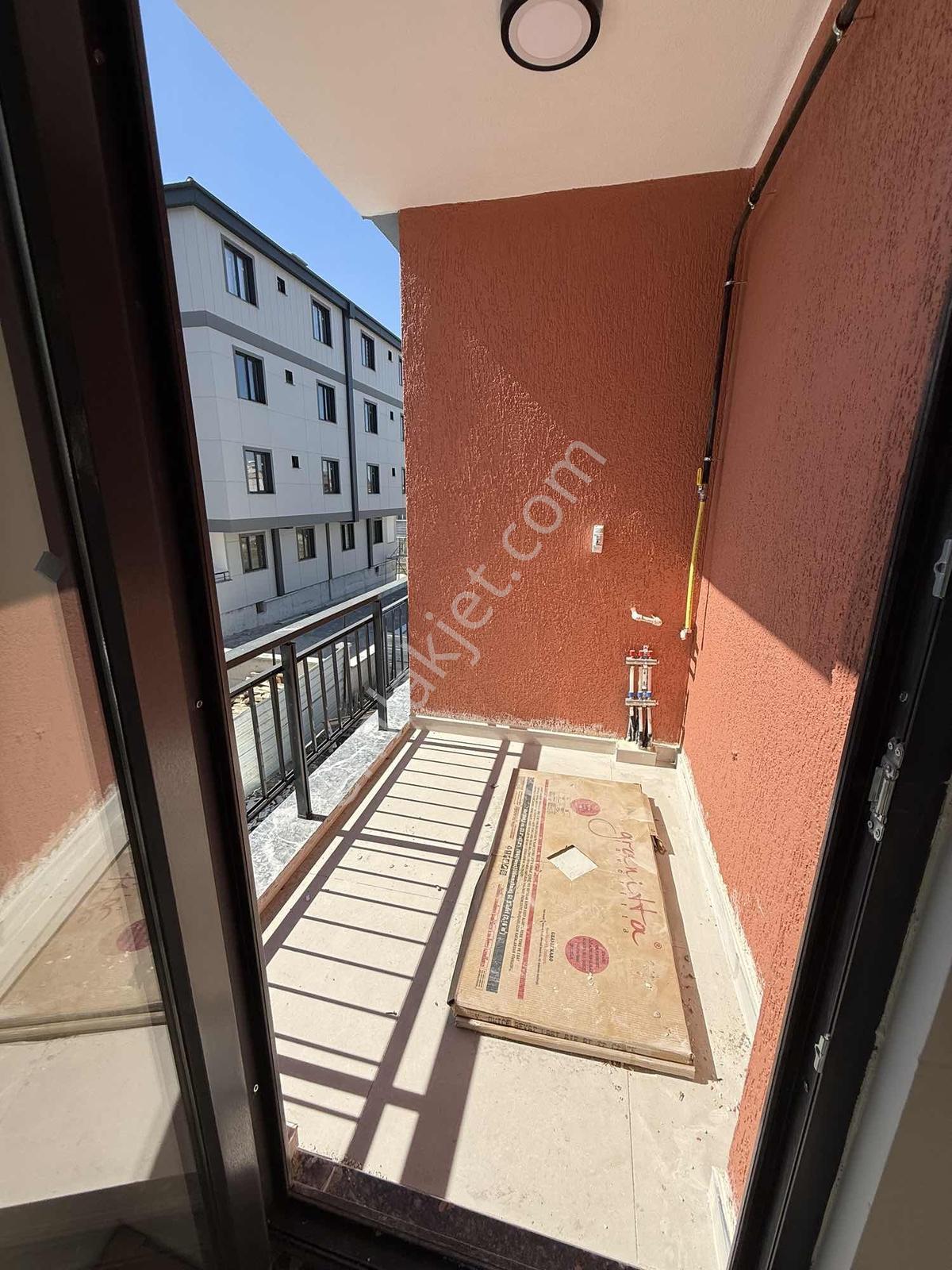 Lüleburgazda Yeni Tamamlanan Binada Şık Geniş 1+1 Satılık Daire — fotoğraf 11