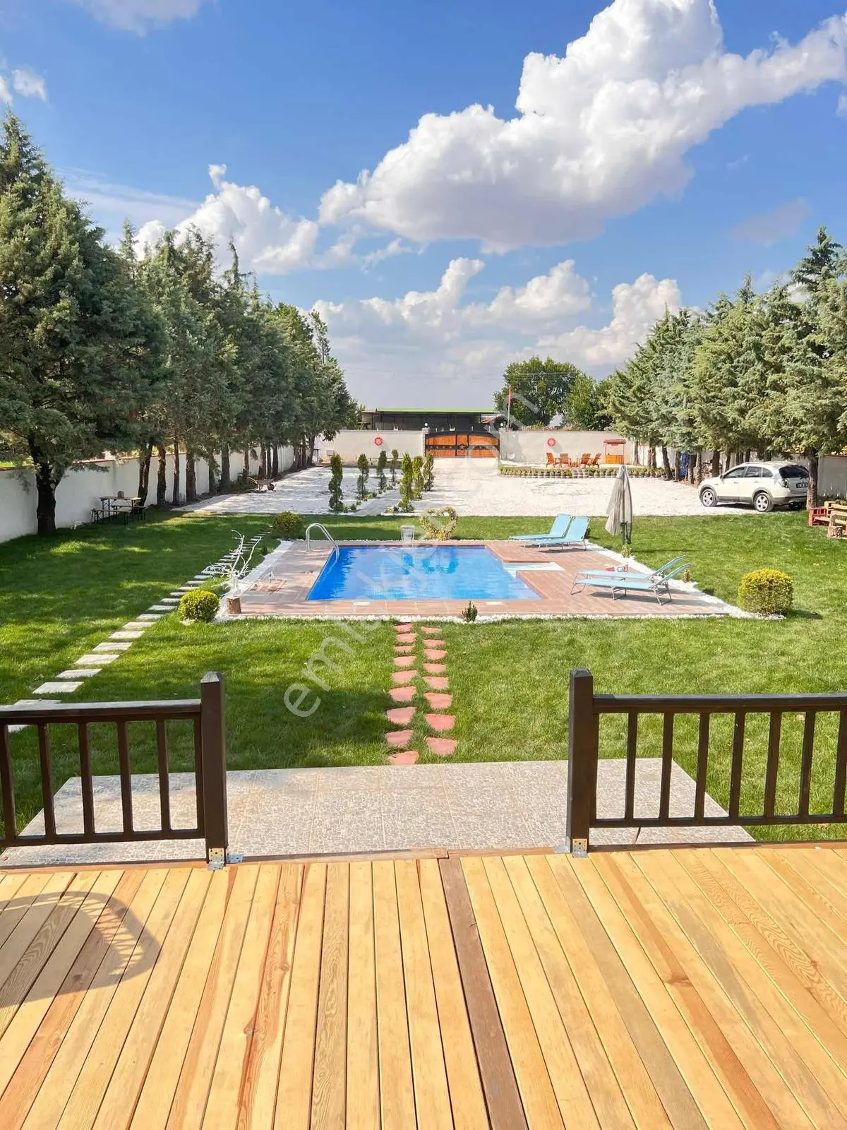 Lüleburgaz Karaağaç Köyünde 2500 M² Havuzlu Bahçeli Özel Yaşam — fotoğraf 2