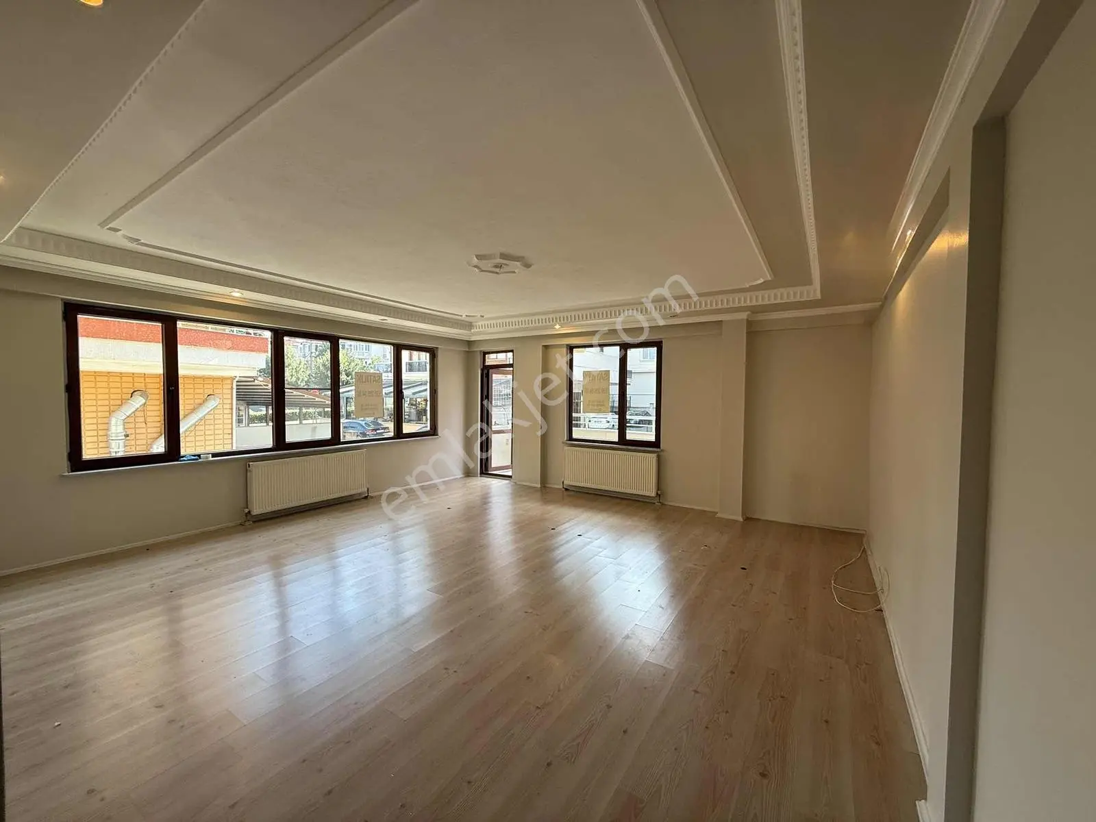 Düvenciler Lisesi Karşısı Yüksek Giriş Otoparklı 2+1 130 M²Daire