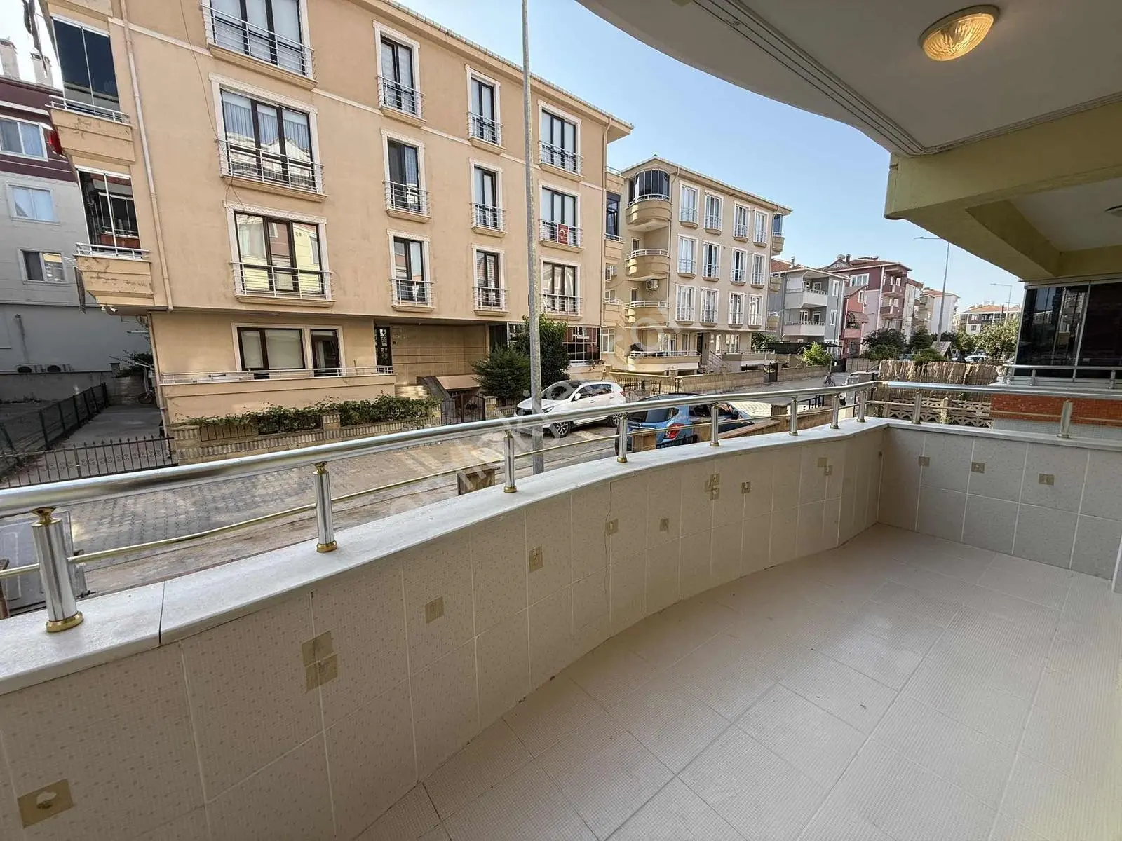 Düvenciler Lisesi Karşısı Yüksek Giriş Otoparklı 2+1 130 M²daire — fotoğraf 3