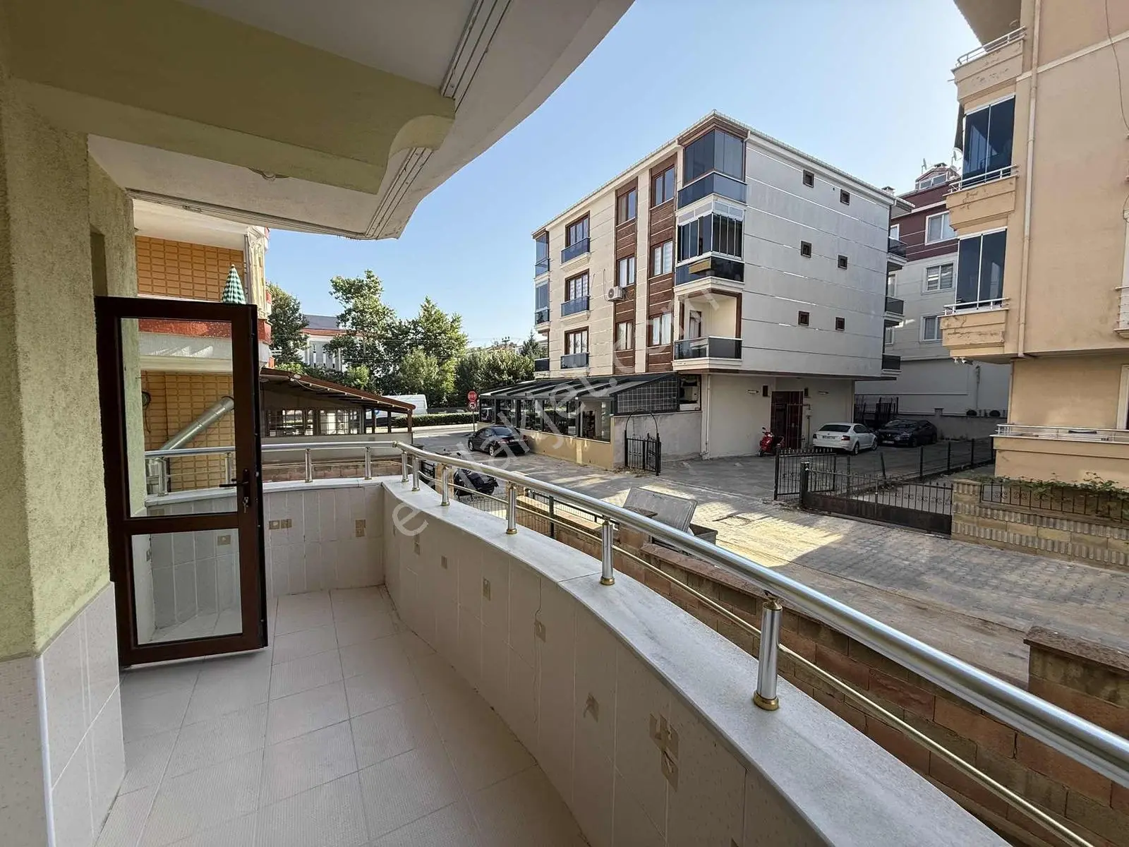 Düvenciler Lisesi Karşısı Yüksek Giriş Otoparklı 2+1 130 M²daire — fotoğraf 4