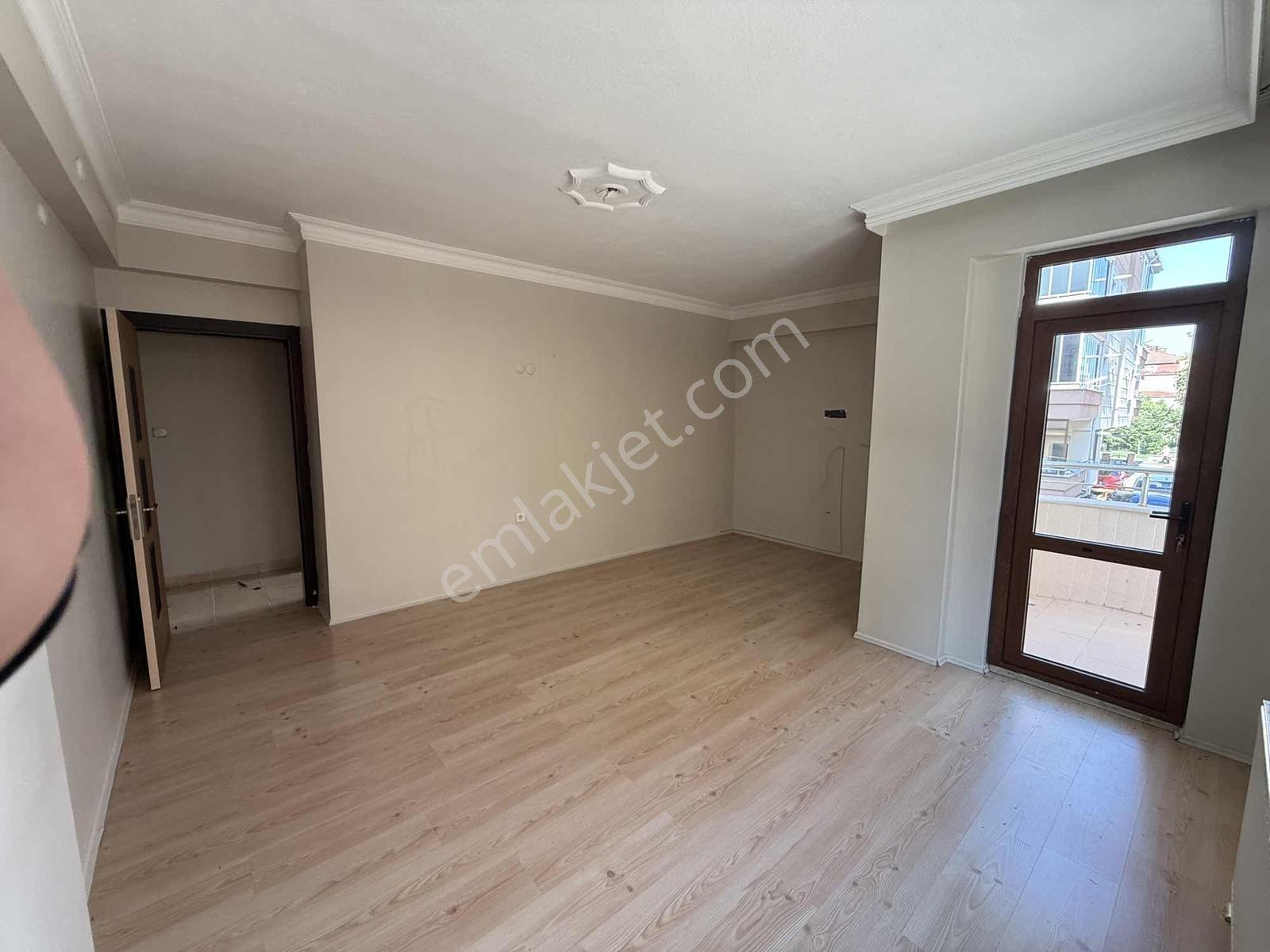 Düvenciler Lisesi Karşısı Yüksek Giriş Otoparklı 2+1 130 M²daire — fotoğraf 11