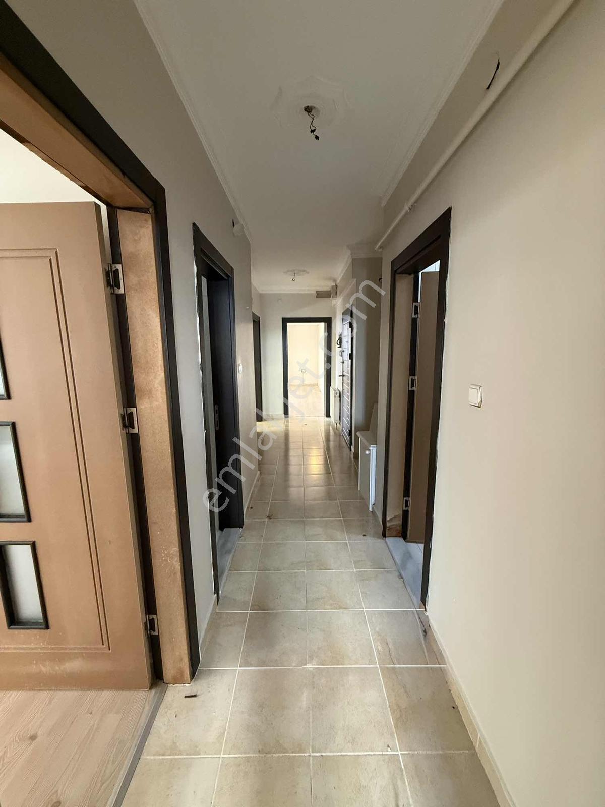 Düvenciler Lisesi Karşısı Yüksek Giriş Otoparklı 2+1 130 M²daire — fotoğraf 18
