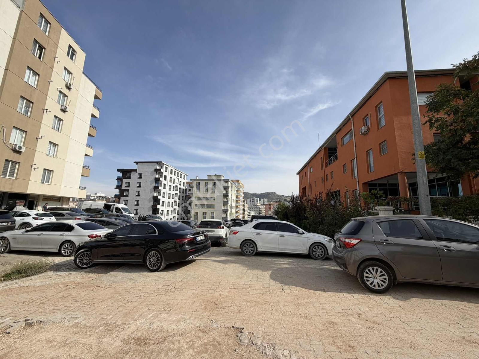 Liderden Baro Yanı Ara Katta 15 Bin Kira Getirili Eşyalı 1+1 — fotoğraf 12