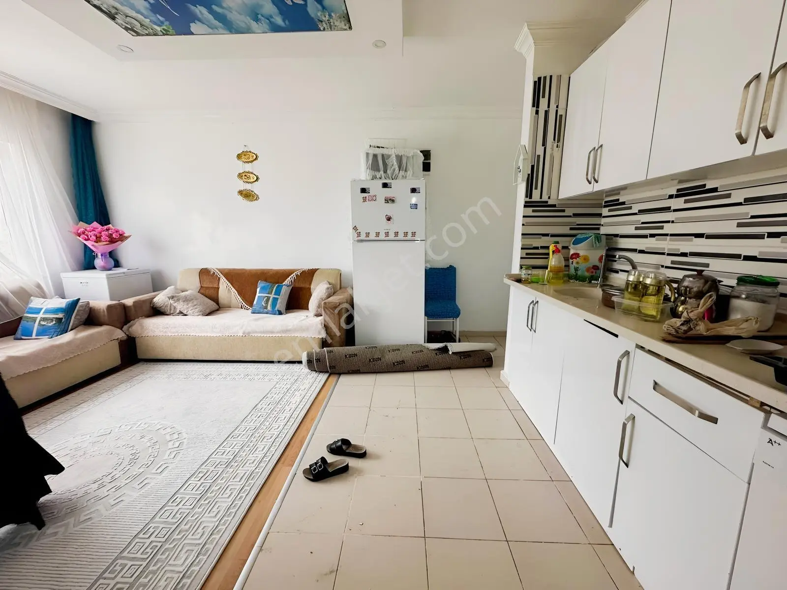 Zirvekent Mh İster Yatırım İster Oturum 1+1 Daire Krediye Uygun — fotoğraf 4