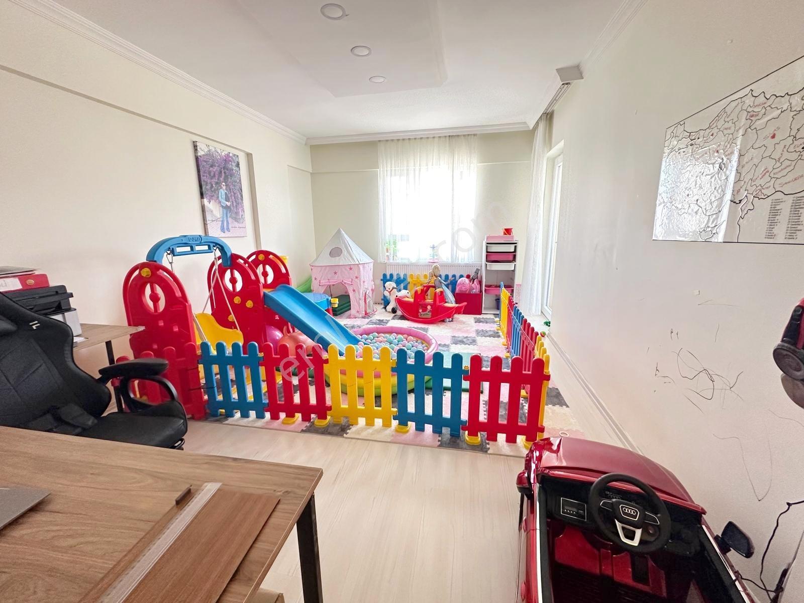 Tek Yetkili Full+full Yapılı 9.katta Manzaralı Satılık 3+1 Daire — fotoğraf 14