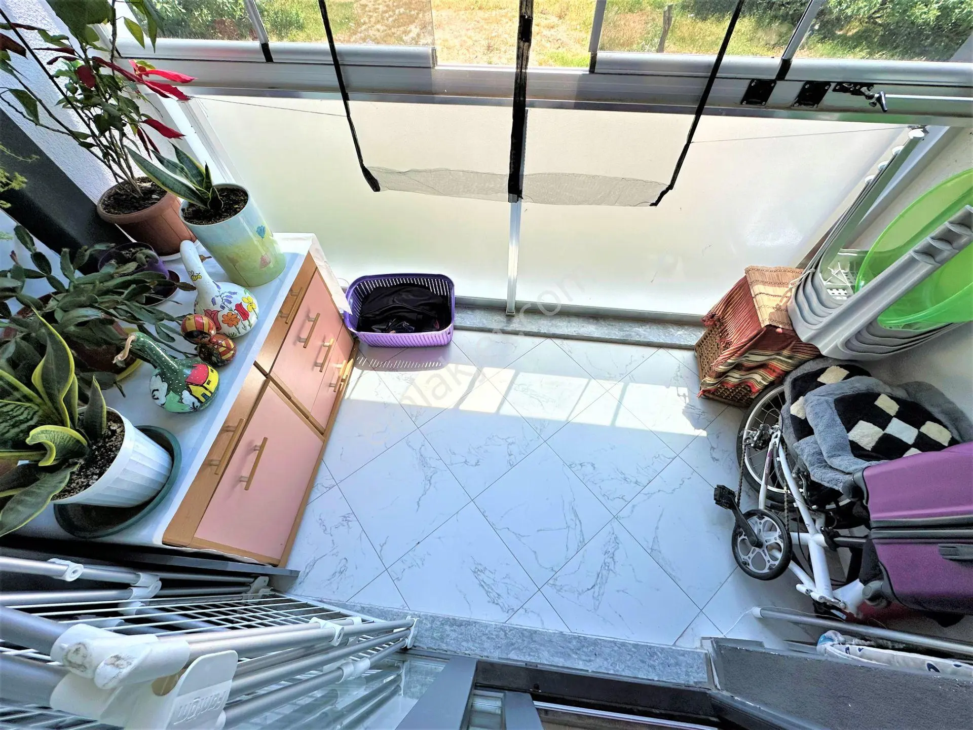 Aktiften Akçay'da Satılık Merkezi Konumda Yüzme Havuzlu Çift Cam Balkonlu Arakat 2+1 Daire — fotoğraf 25