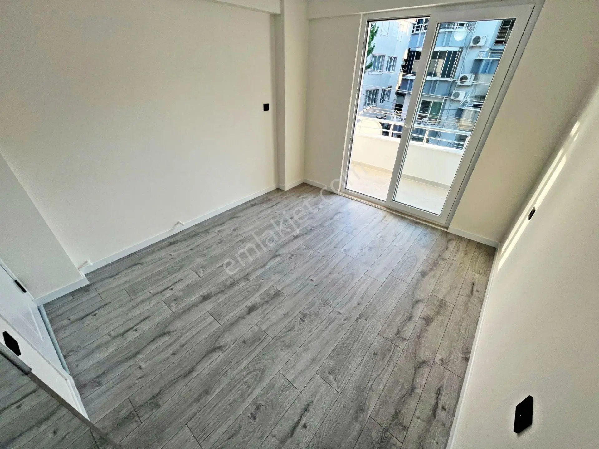 Aktif'ten Akçay Merkezde Satılık Denie Yakın Arakat Harika Geniş 2+1 Daire — fotoğraf 32