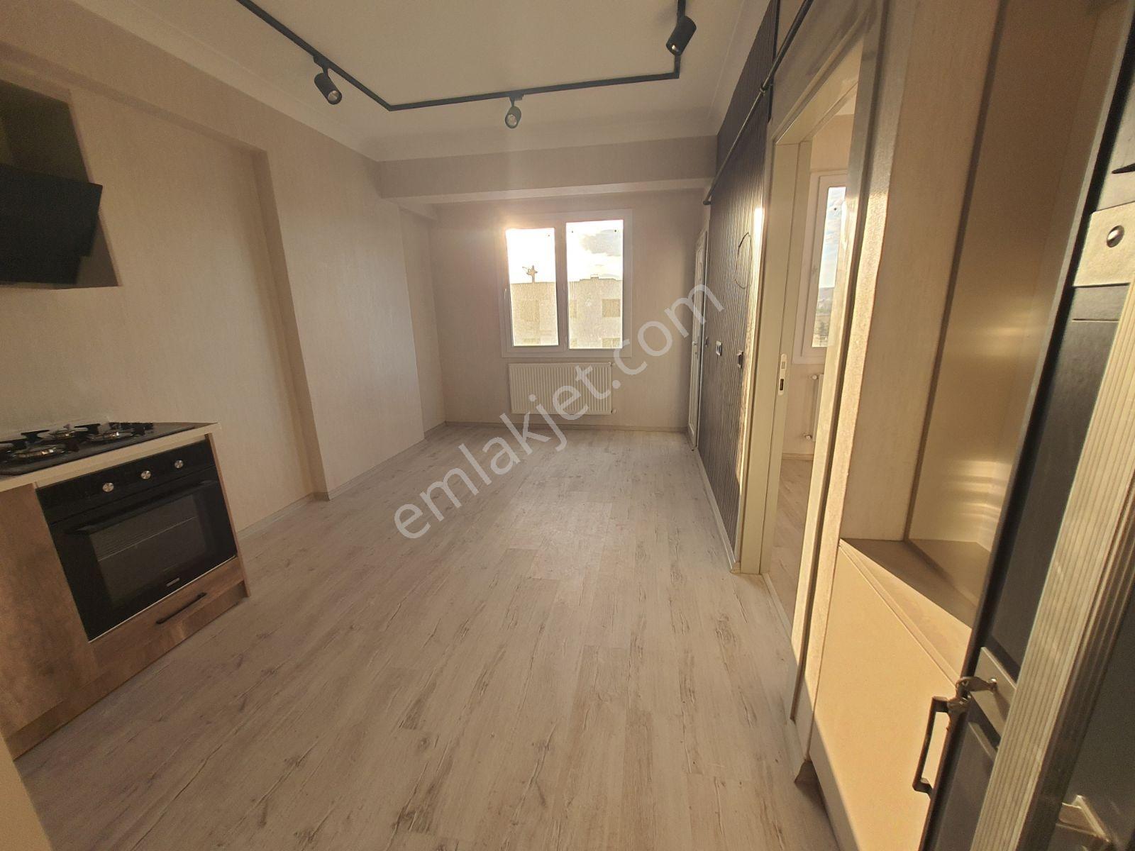 Öznur Emlak'tan Dağeteğinde Satılık 1+1 Lüks Daire — fotoğraf 2